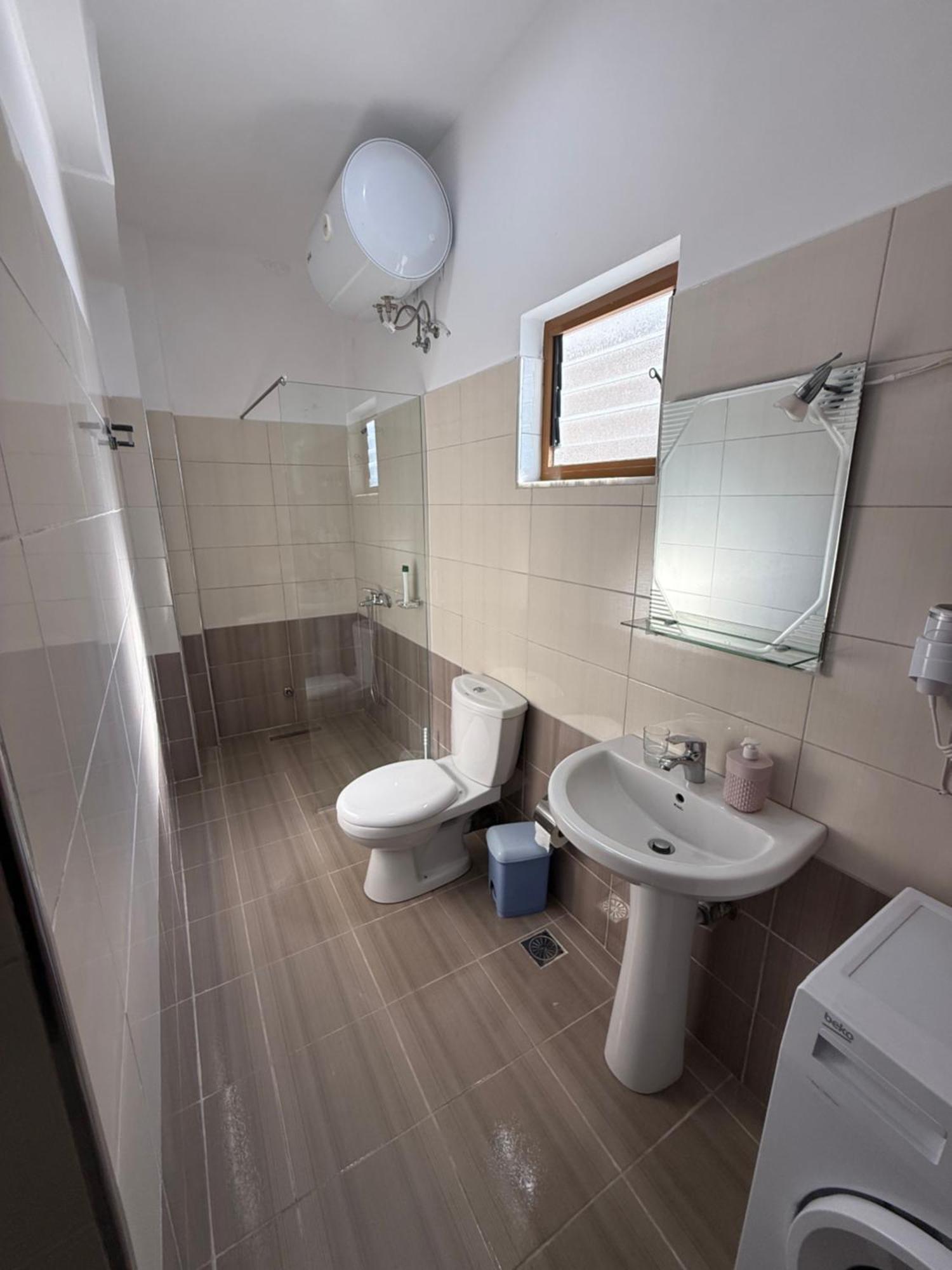 Amar Apartments Саранда Экстерьер фото