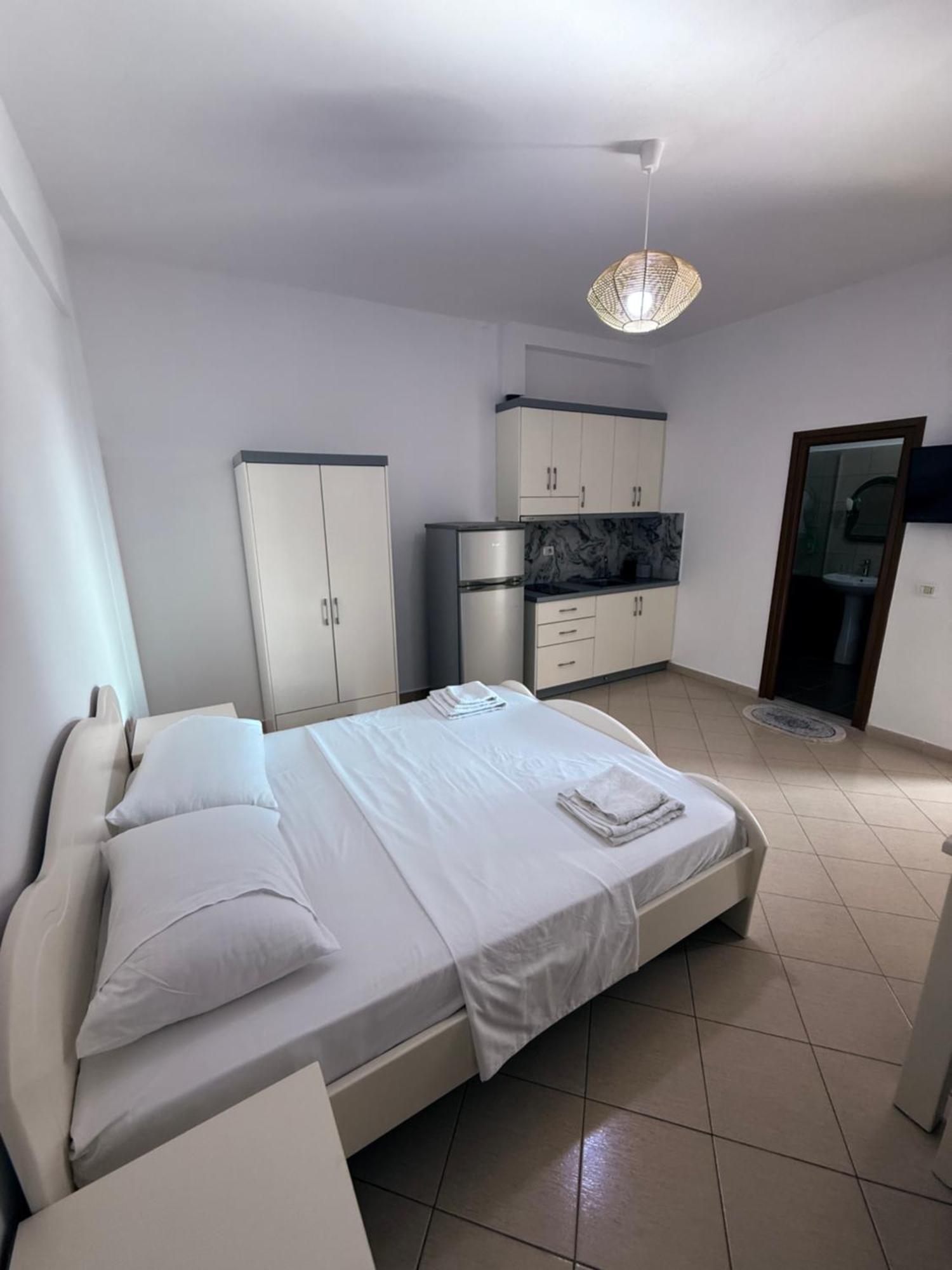 Amar Apartments Саранда Экстерьер фото