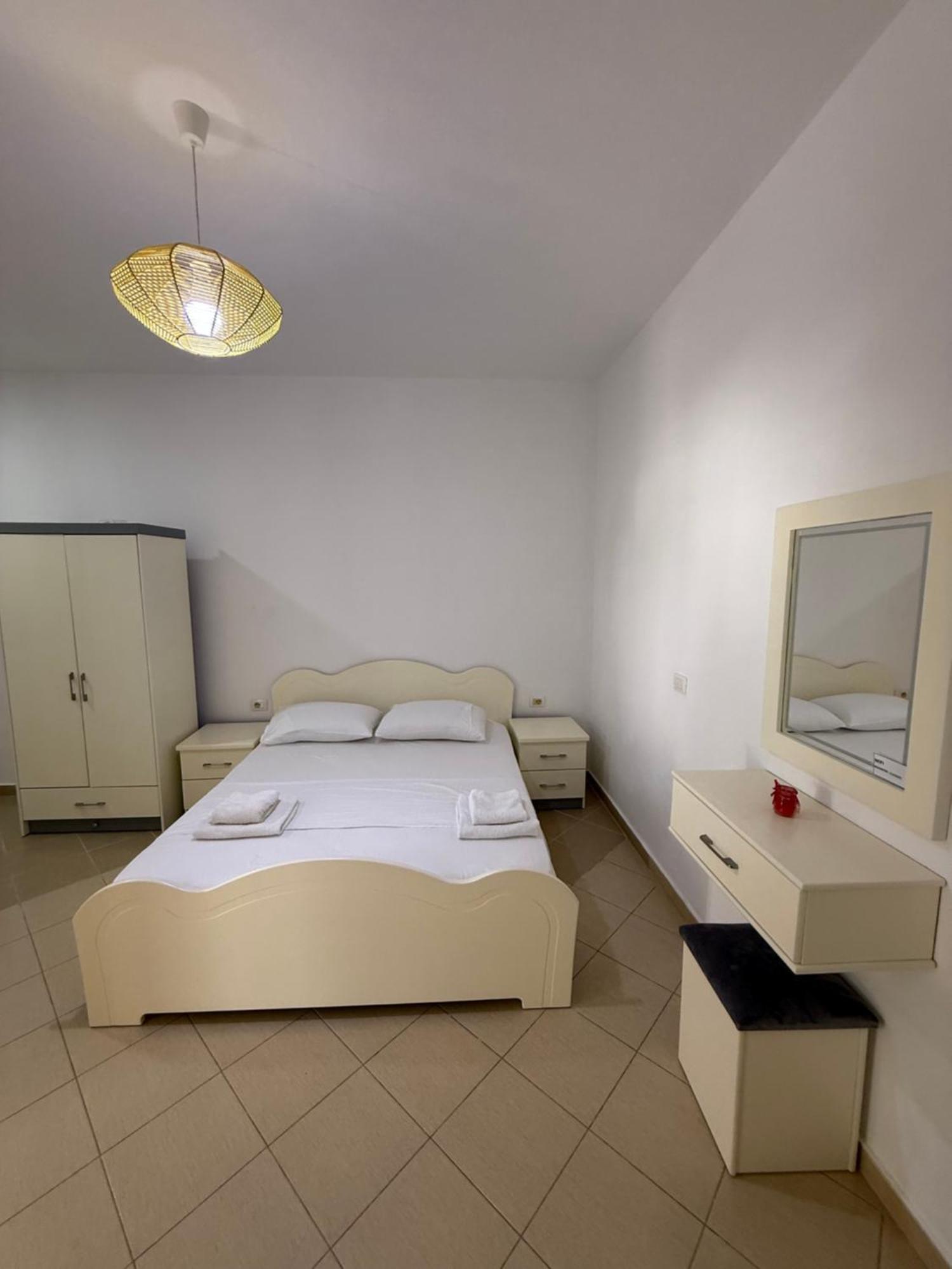Amar Apartments Саранда Экстерьер фото