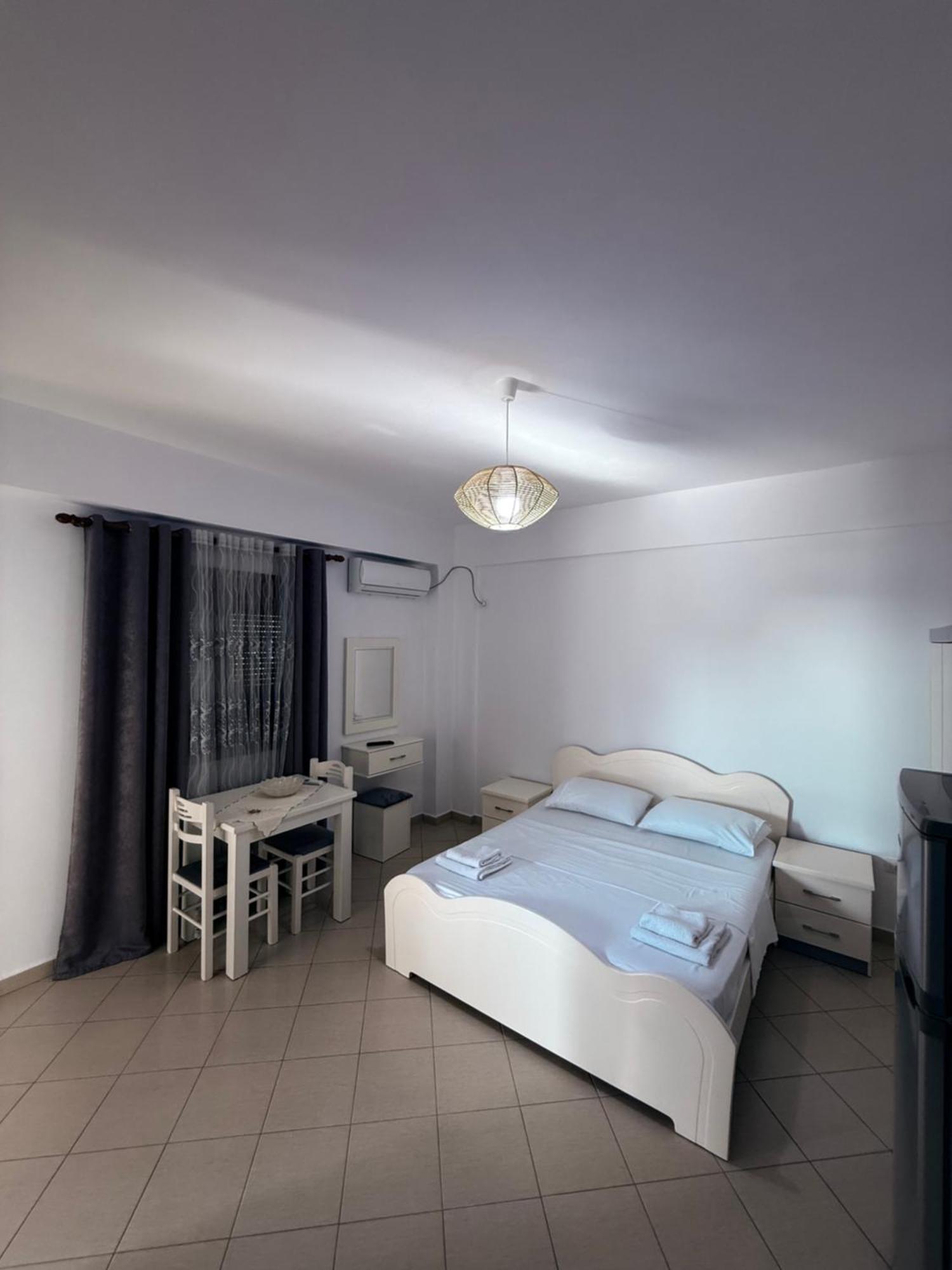 Amar Apartments Саранда Экстерьер фото