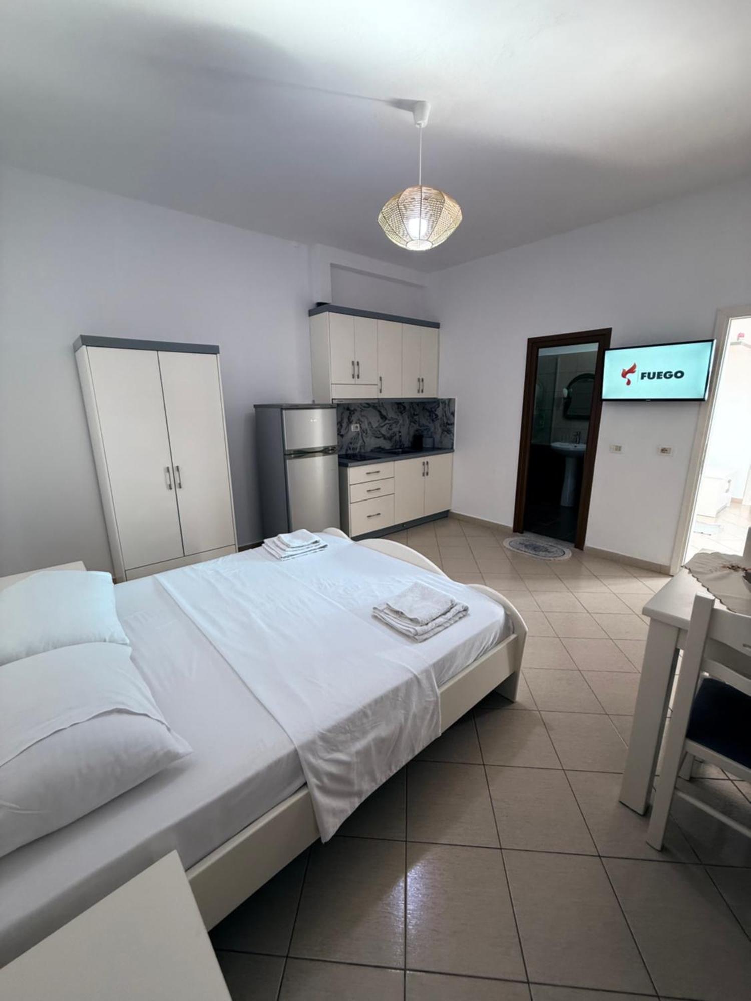 Amar Apartments Саранда Экстерьер фото
